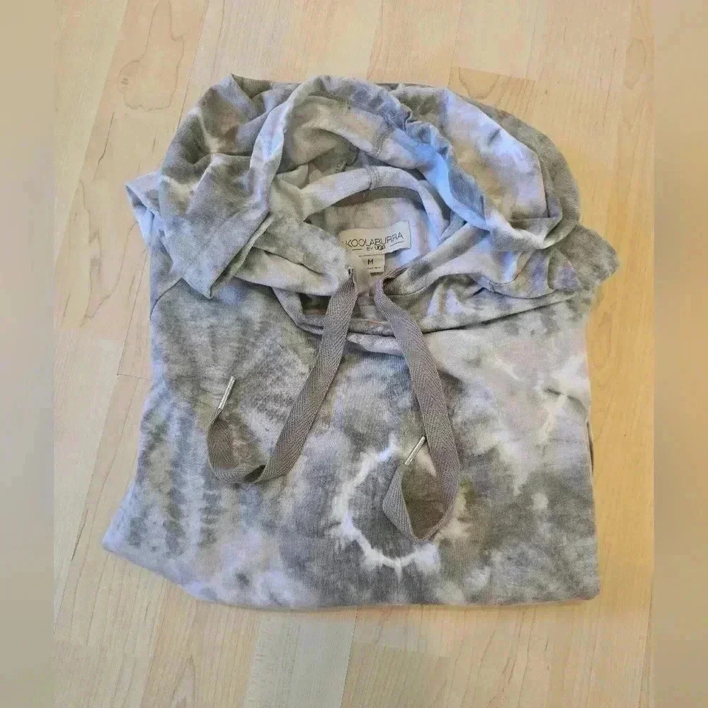 Koolaburra by ugg Grey tie dye lightweight hoodie size medium